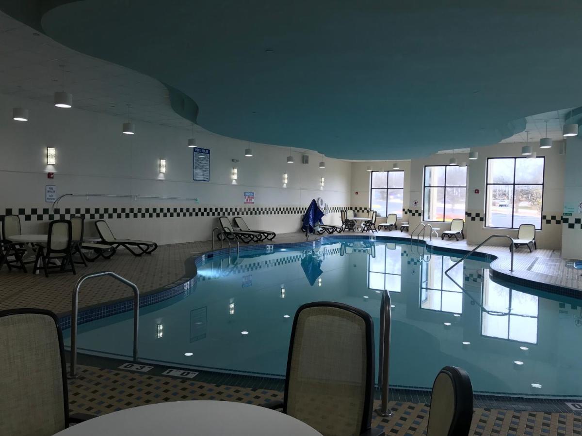 Holiday Inn Hotel & Suites Chicago Northwest - Elgin By Ihg Esterno foto