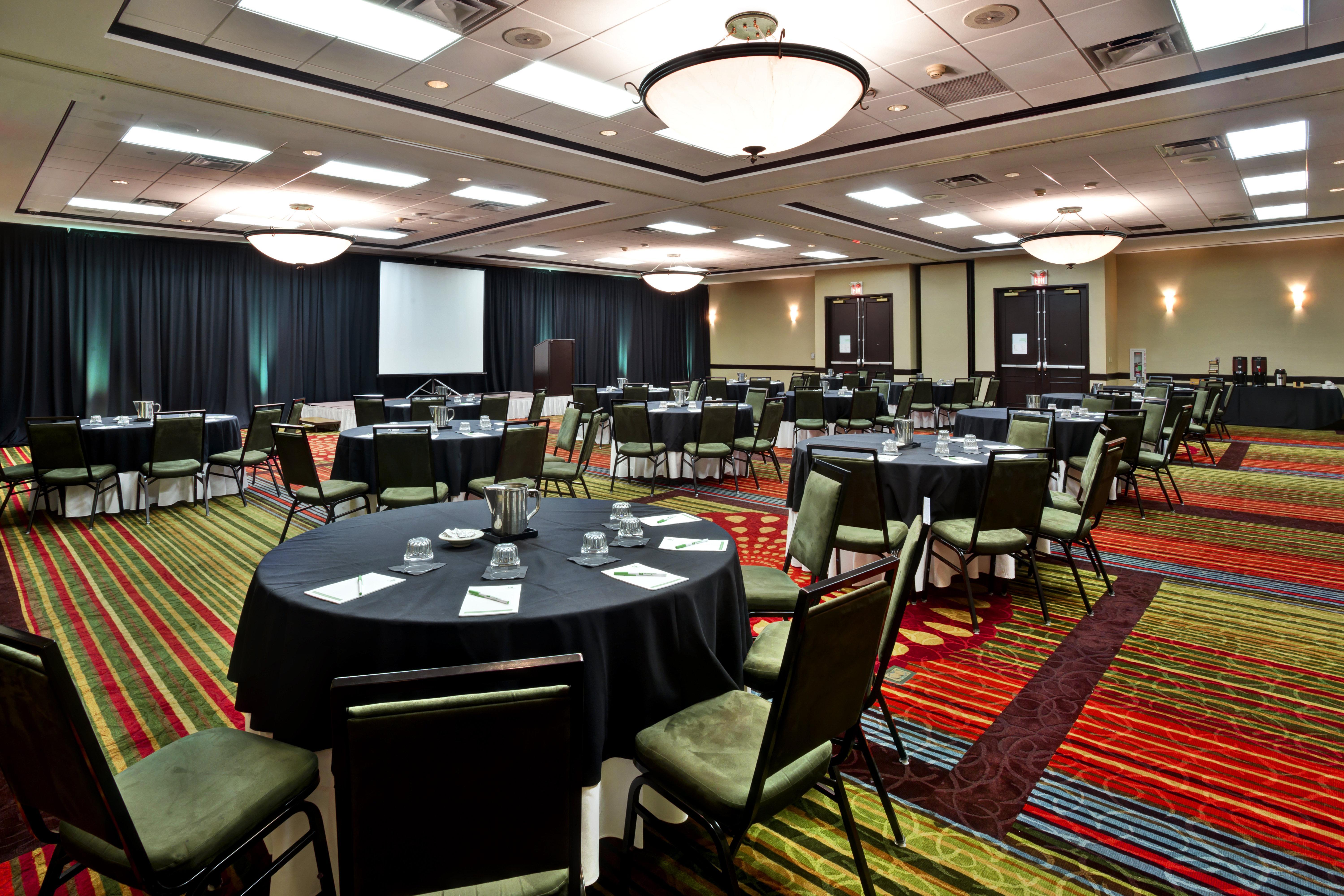 Holiday Inn Hotel & Suites Chicago Northwest - Elgin By Ihg Esterno foto
